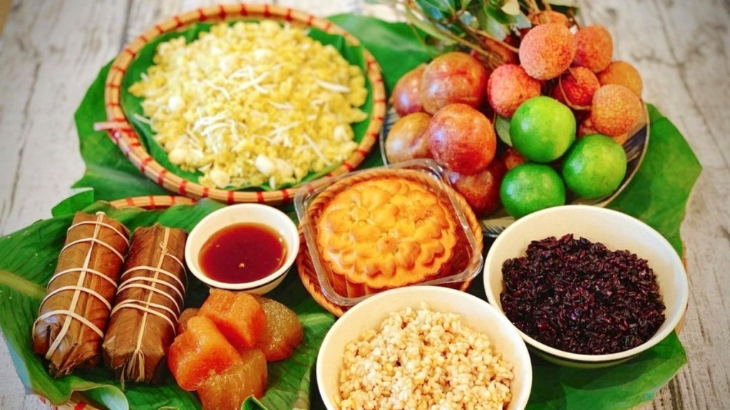 Phong Tục Và Hoạt Động Đặc Trưng Trong Ngày Tết Đoan Ngọ