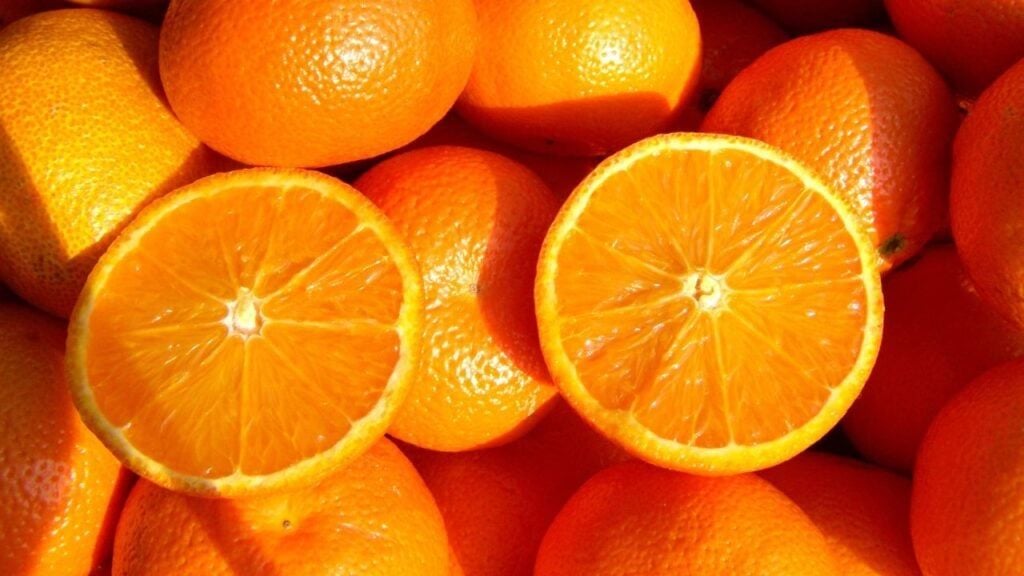 Qua Nhà Người Yêu Nên Mua Trái Cây Gì