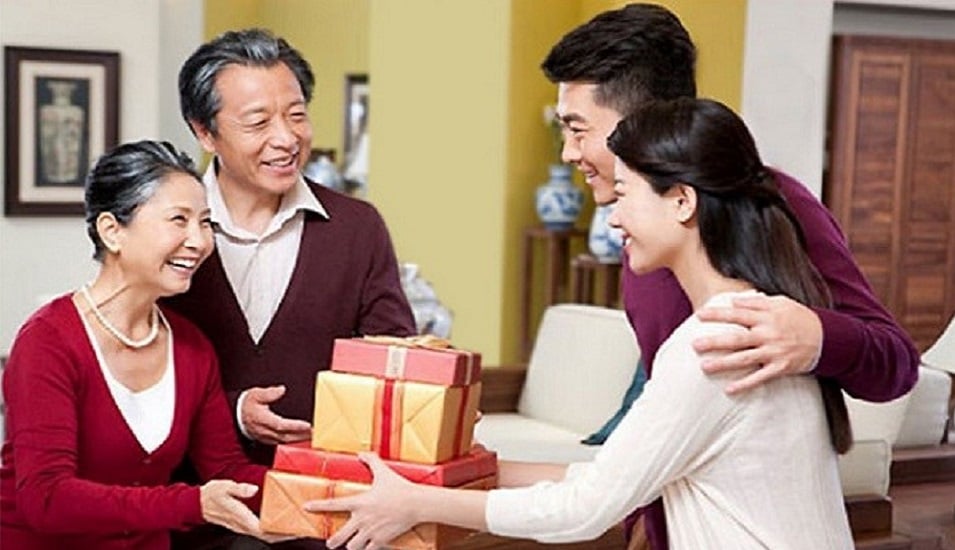Qua Nhà Người Yêu Nên Mua Trái Cây Gì