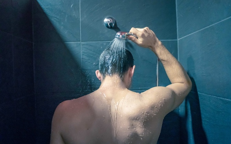 mùng 1 tết có nên tắm không  