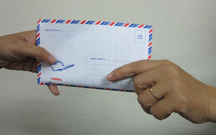 Kinh nghiệm đưa phong bì cho sếp