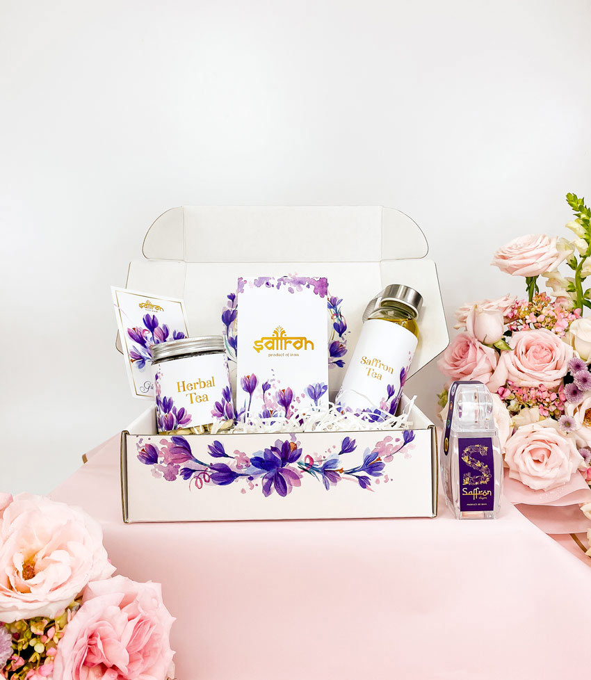 Hộp quà sinh nhật Nhụy hoa nghệ tây Shyam và Giai Lệ Trà cao cấp