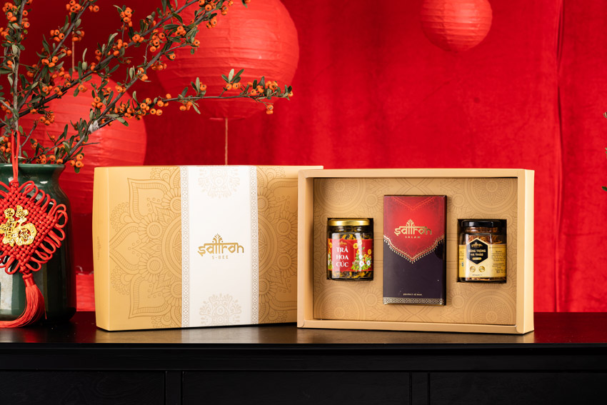 Hộp quà sinh nhật SBEE cao cấp Saffron SALAM, Đông trùng hạ thảo và Trà hoa