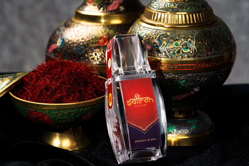 1. Hộp quà 20/10 cho nhân viên nữ Nhụy hoa nghệ tây Saffron