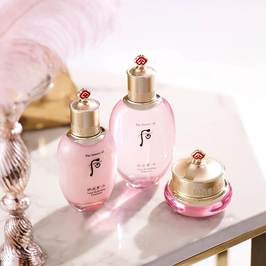 5. Quà 20/10 set mỹ phẩm dưỡng da